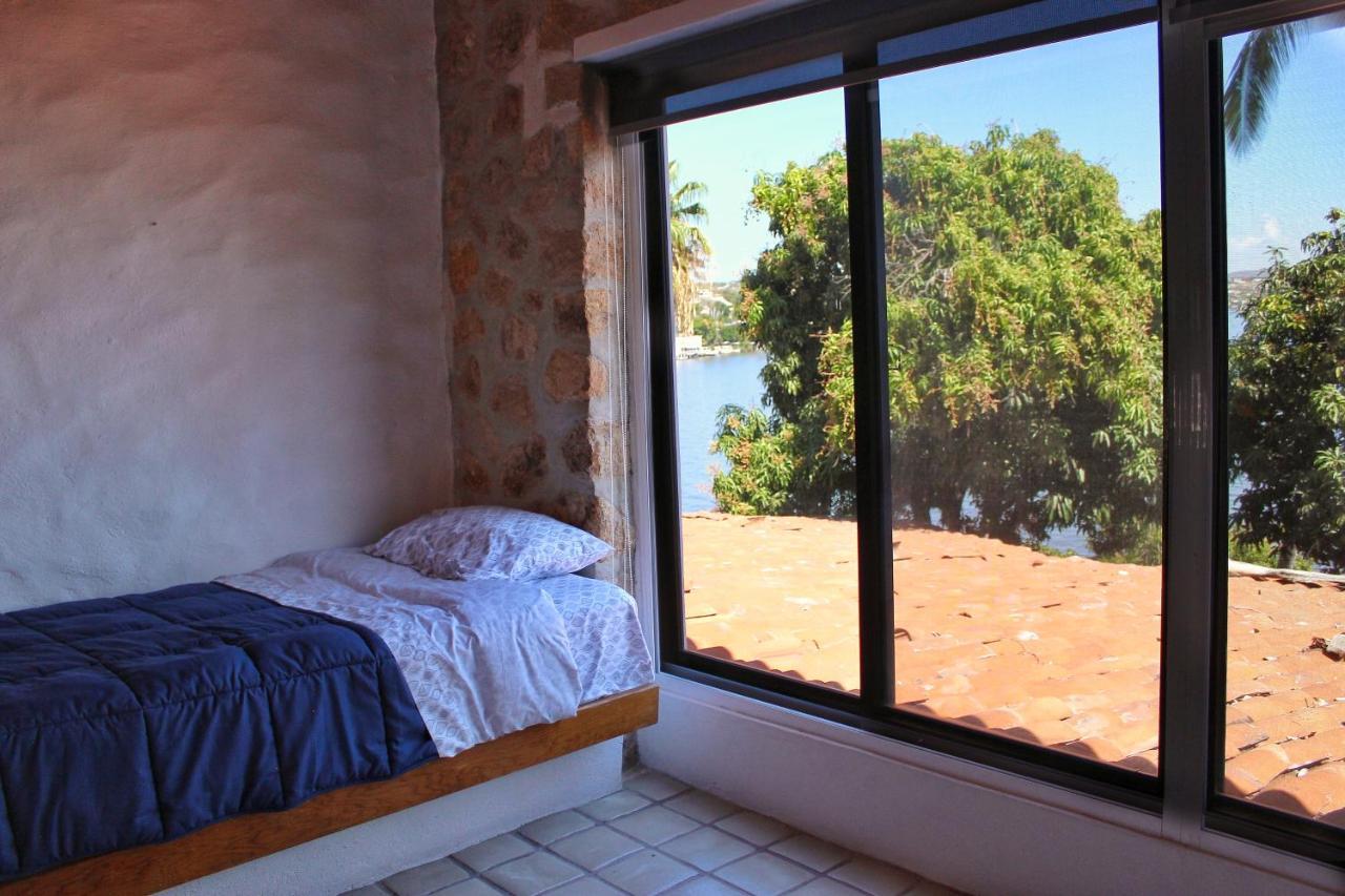 Teques Punta Diamante Villa เตคิวสควิซเทนโก ภายนอก รูปภาพ